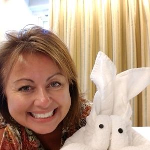 Meet your Posher, Angela